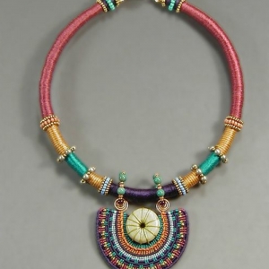 Pulseras de moda – un accesorio indispensable