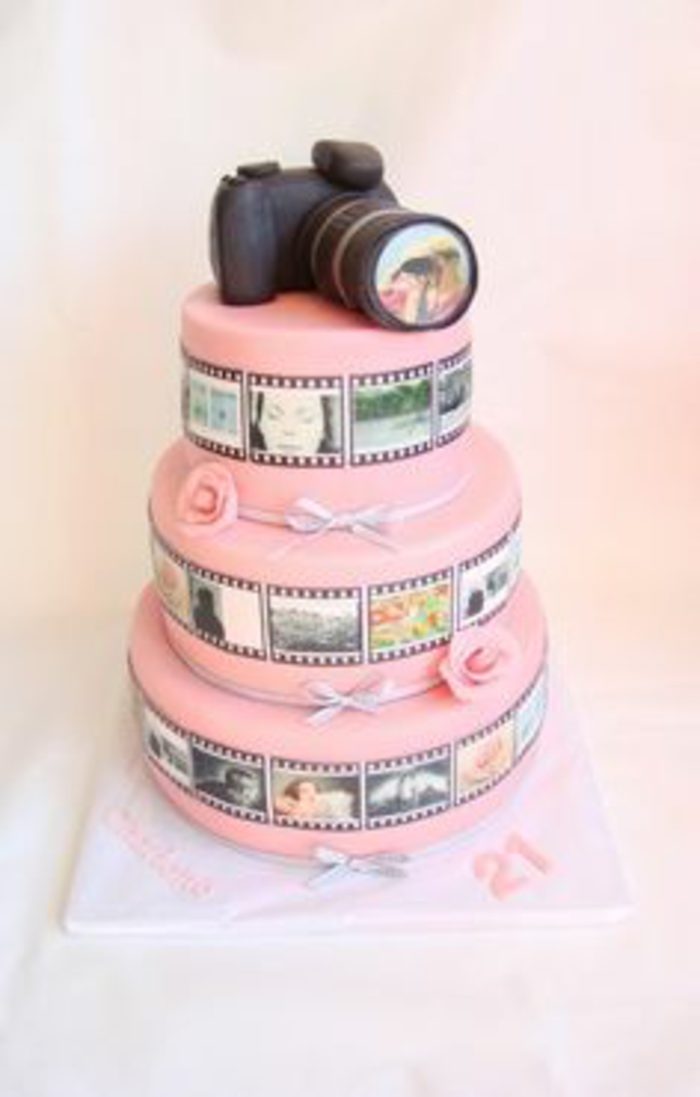 tartas-de-cumpleaños-dibujo-rosa-tarta-para-fotógrafo-decoración-rosas-fotos