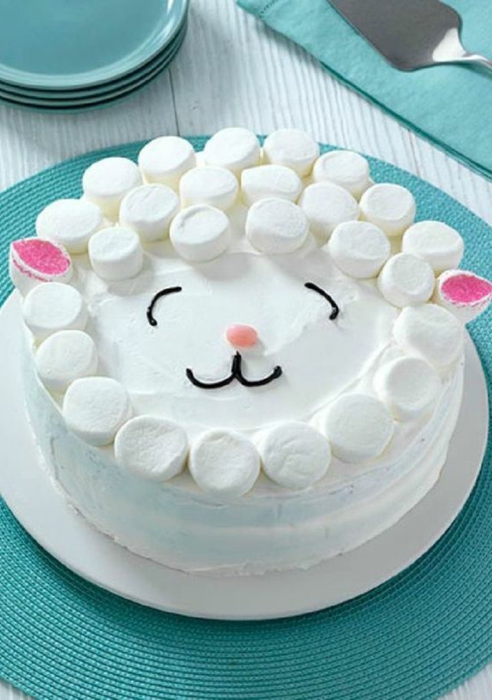 tartas-de-cumpleaños-tarta-de-marshmellow-para-niños-oveja-interesante