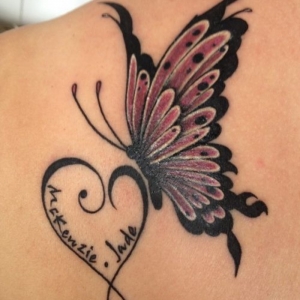 Los tatuajes de nombres más interesantes con fotos e ideas de diseño