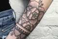 Ideas de tatuajes en el brazo delicados y originales para mujeres