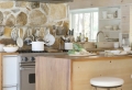 Cocinas rusticas cálidas y con encanto