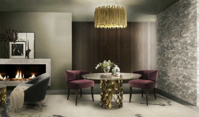 comedores, elegante salón con espacio para comer, mesa original con sillas tapizadas con peluche en color morado, araña original