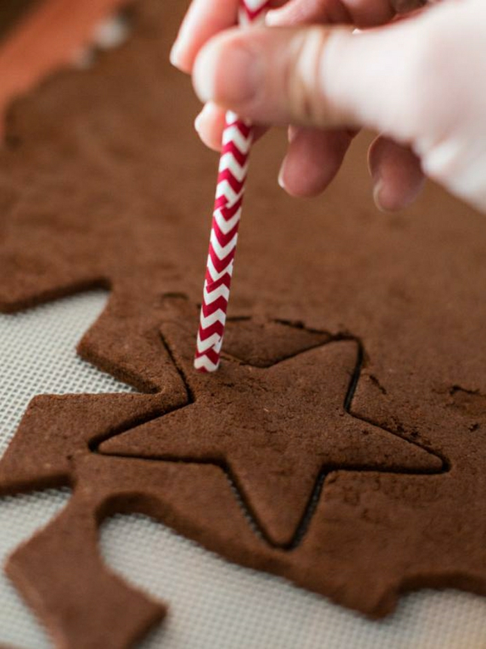 galletas de mantequilla receta, ideas DIY navidad, estrella de mesa de galletas, ornamento para el árbol de navidad