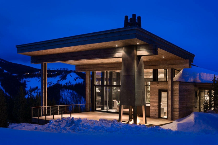 cabañitas del bosque, casa de madera de un diseño moderno en estilo minimalista, lámparas empotradas en el techo, grande veranda