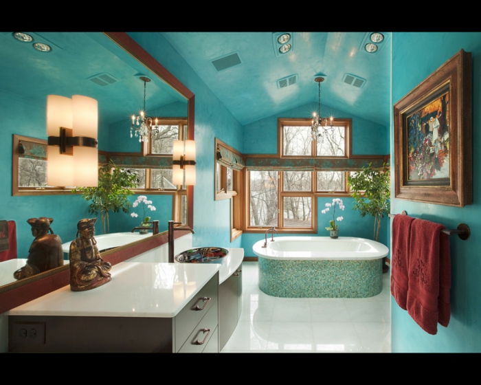 decoracion baños, baño espacioso en color aguamarina, bañera moderna, decoración de diferentes estilos