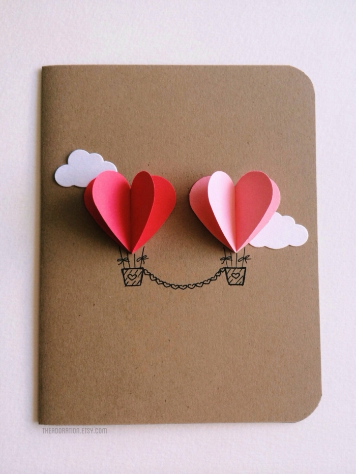 tarjetas originales hechas a mano para regalar a tu pareja, que regalar a tu novio para San Valentín, paracaídas en forma de corazón 