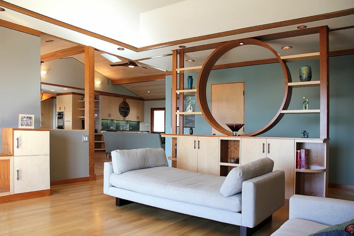 separador de ambientes, salón acogedor en estilo moderno, divisor de habitaciones de madera de diseño atractivo 