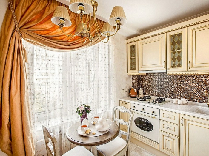 cortinas cocina, cocina en estilo provenzal con cortinas en anaranjado, tela gruesa con visillo de encaje 