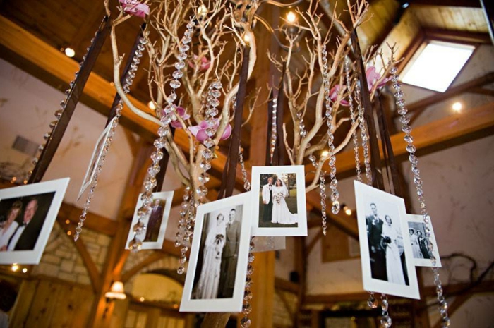 marcos de fotos originales, ideas atractivas para decorar tu boda, fotos en blanco y negro colgantes del techo 
