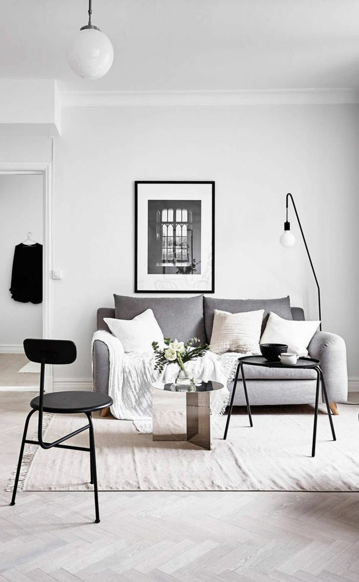 ideas sobre como decorar un salón en estilo minimalista, pequeño espacio en blanco, negro y gris 