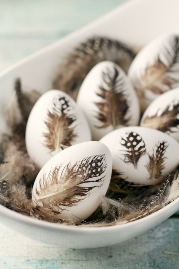 como hacer huevos de pascua atractivos y bonitos paso a paso, preciosa decoración de huevos con plumas de avestruz decorativos 