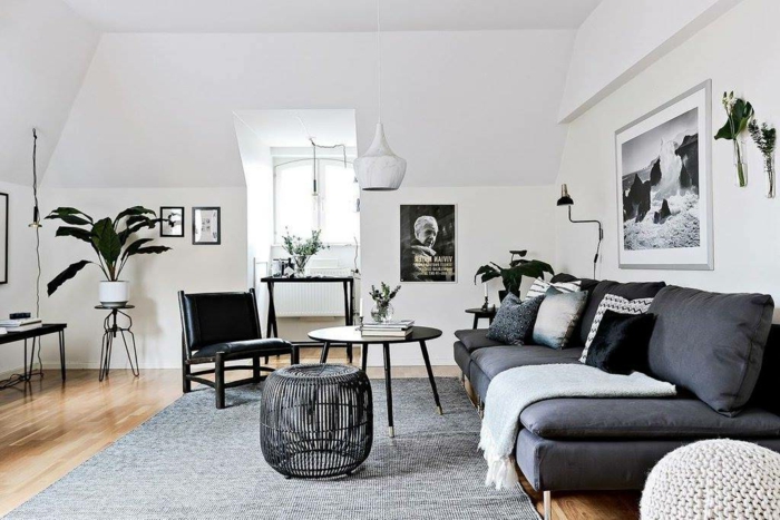 como decorar un salon comedor en blanco, negro y gris, diseño moderno con muchos elementos decorativos en las paredes