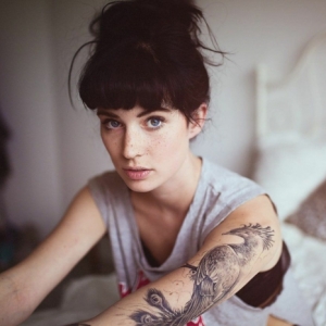 Tatuajes de plumas – 50 fantásticas ideas de tatuajes con significado