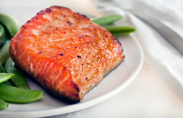 filete de salmón a la plancha con frijoles verdes, ejemplos de recetas faciles y saludables para hacer rápido