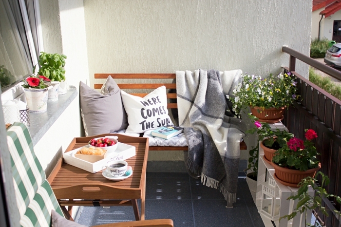 como conseguir un espacios exterior acogedor y bonito, ideas de decoración de terrazas pequeñas y balcones