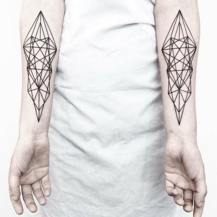 85 ideas inspiradoras de tatuajes geométricos para hombres y mujeres