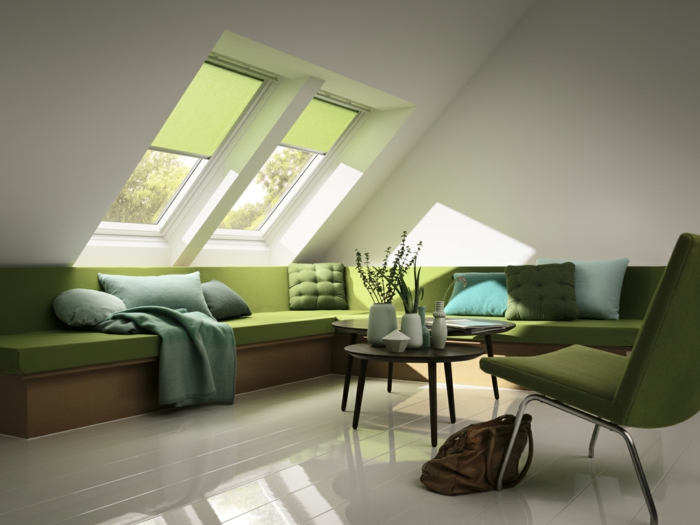 decoracion de pisos pequeños con sofa en verde oliva en las dos paredes