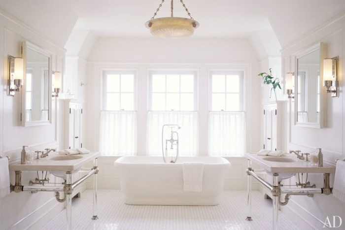 precioso baño con decoración sofisticada en estilo vintage, decoracion cuartos de baño en blanco 