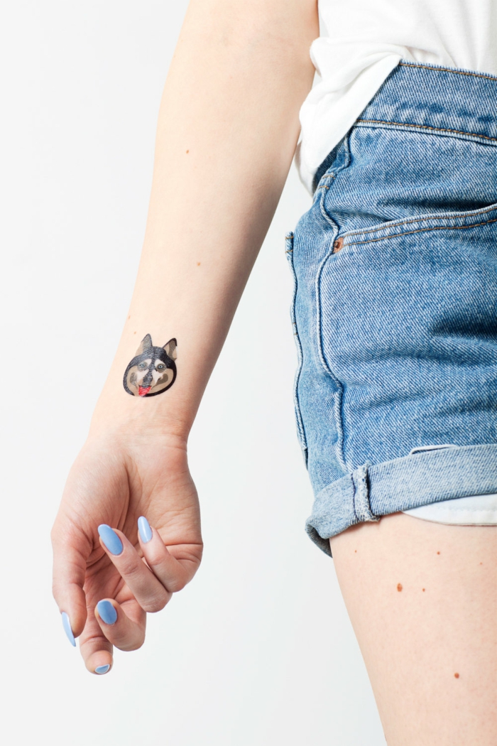 diseños de tatuajes con significado, ideas para tatuajes simbolicos, dibujo de pero, simbolo de la fieldad