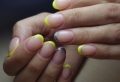 100 ideas fascinantes de uñas francesas decoradas según las top tendencias