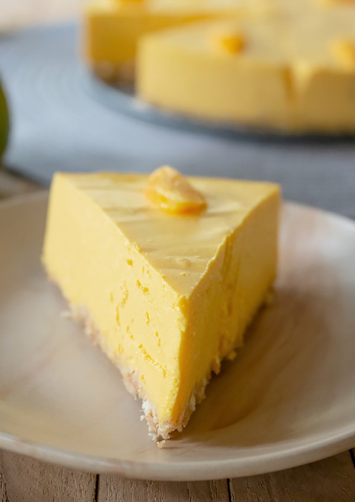 tartas caseras ricas, tarta de queso filadelfia con mango, recetas caseras de postres rápidos y fáciles 