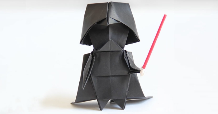 ideas super originales de papiroflexia para niños, Darth Vader hecho con papel, manualidades para niños 