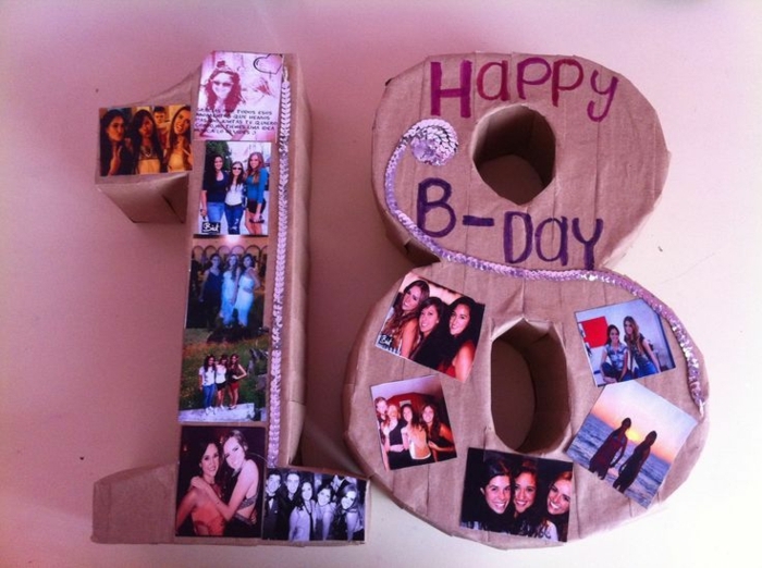 que regalar a una amiga por su cumpleaños, número 19 hecho de cartón y decorado con fotos y lentejuelas