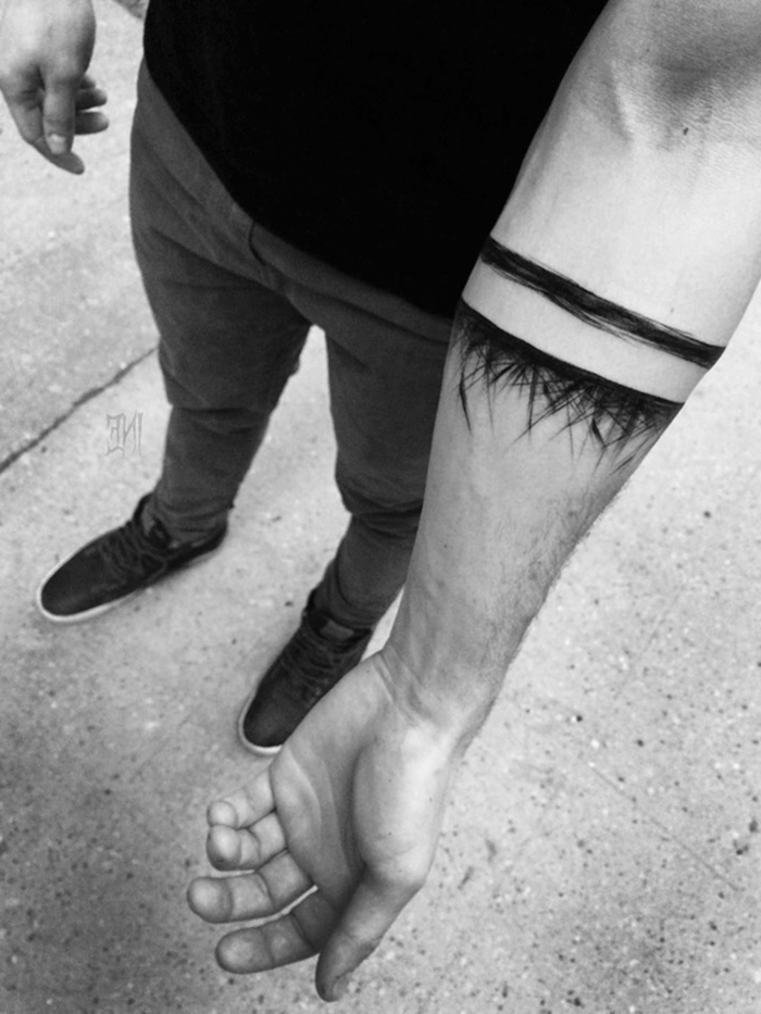 tatuajes brazaletes para hombres y mujeres, inspiración de los tatuajes maoríes, tattoos hombre