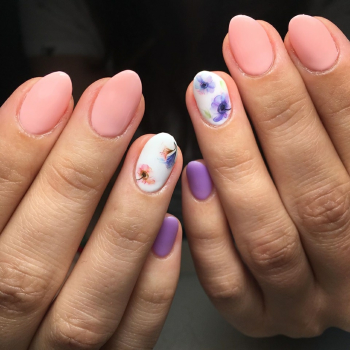 diseños de uñas bonitos con acrílico, uñas decoradas en colores pastel con decoración motivos florales 
