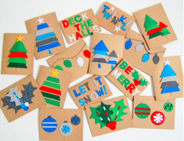 originales propuestas de postales navideñas hechas a mano, postales decoradas de fieltro en diferentes colores 