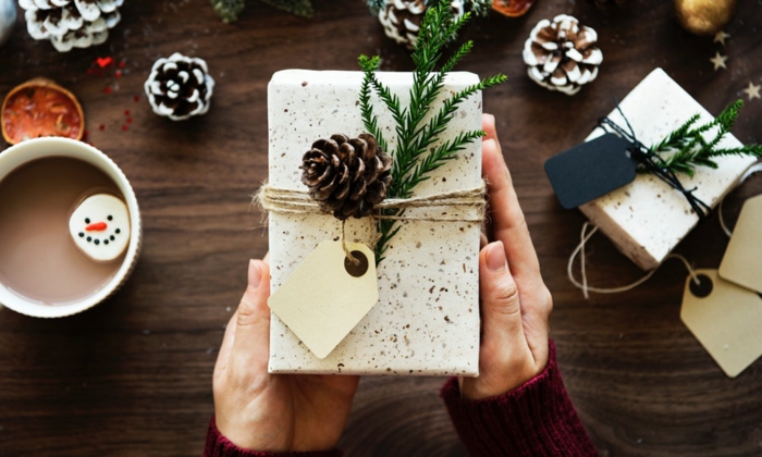 ideas de embalaje para regalos DIY, manualidades para regalar a una amiga para Navidad 
