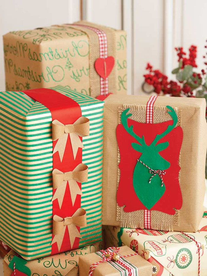 regalos navideños envueltos con muchos detalles decorativos DIY, adorables ideas de regalos navidad