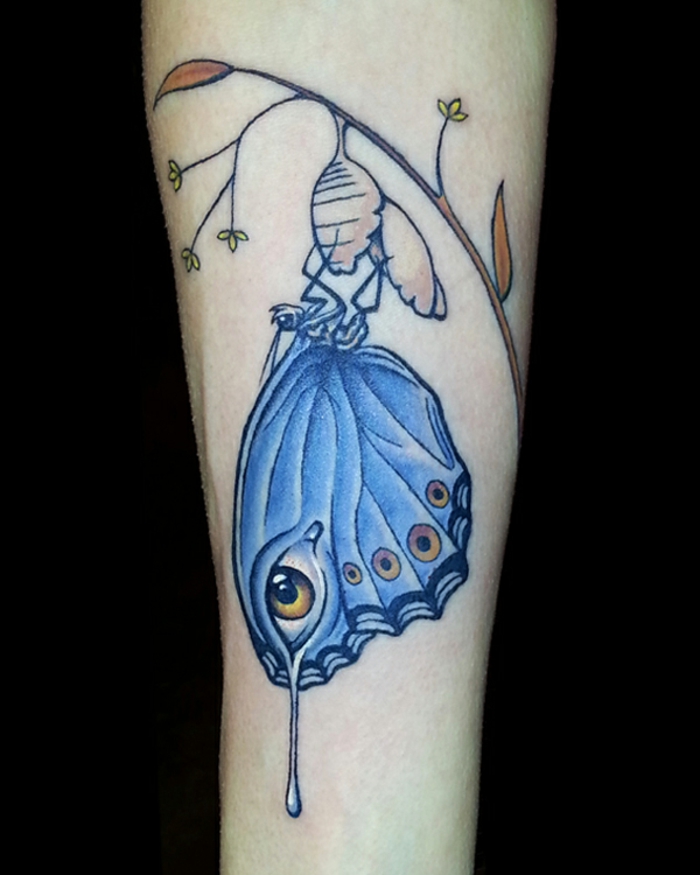 magníficas propuestas de tatuajes en el antebrazo con mariposas, diseños de tattoos con significado 