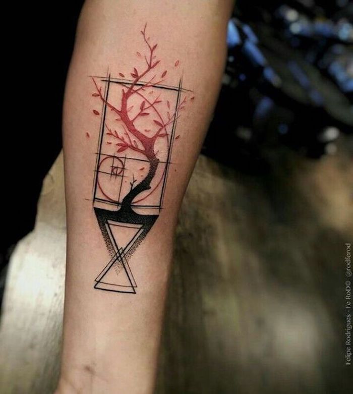 las mejores propuestas de tatuajes con significado, tatuaje geométrico con árbol significado escondido, originales ideas de tattoos