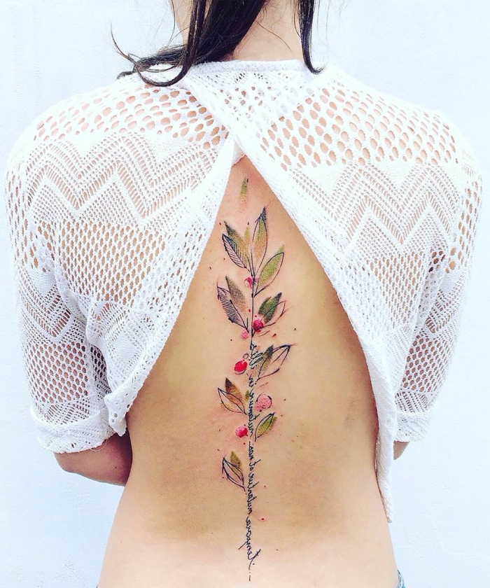 imagines de tatuajes inspirados en Japón, simbolos tatuajes originales, tatuajes con flores bonitos, diseños de tattoos unicos 