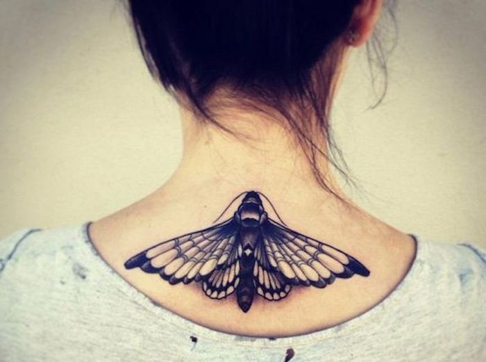 fotos de tatuajes en la nuca simbólicos, los mejores diseños de tattoos en 70 imagines, grande mariposa tatuada en la nuca 