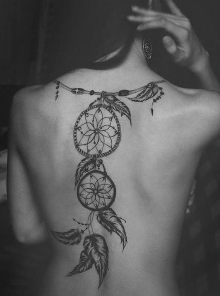 precioso ejemplos de tatuajes en la espalda, tatuajes ornamentados mujer, los mejores ejemplos de tatuajes para hombres y mujeres 