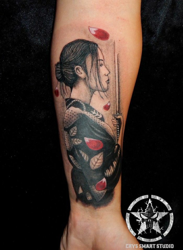 tatuajes con significado, tatuajes de geishas y samurai, diseños de tattoos con significado, originales ideas de tattoos hombre, mujer 