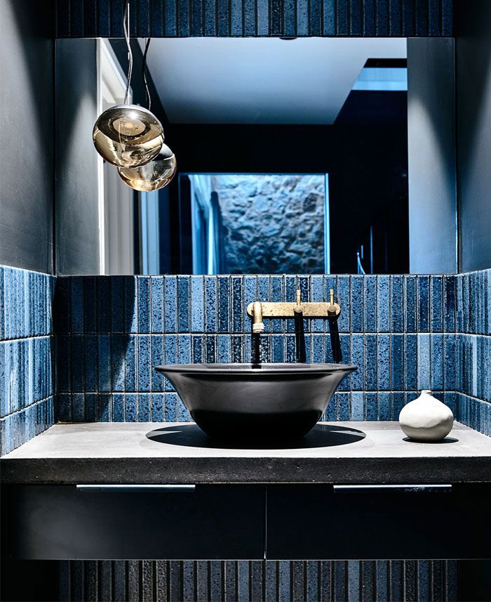 baño moderno decorado en color azul, cuartos de baño en fotos, decoración de baño fotos y últimas tendencias 