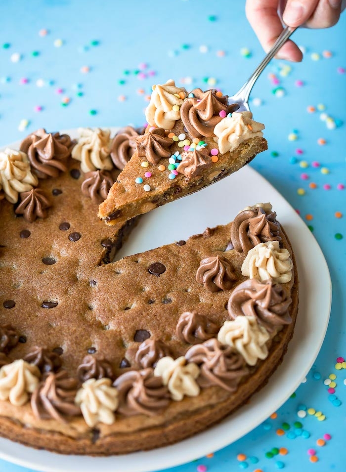 super originales ideas de tartas caseras hechas con masa de galletas, recetas de galletas caseras, ideas de tartas para cumpleaños