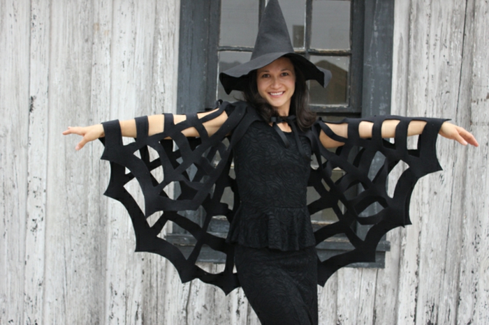 disfrace bruja mujer, capa de feltro red de araña, las mejores ideas de disfraces halloween ideas, interesantes fotos con disfraces