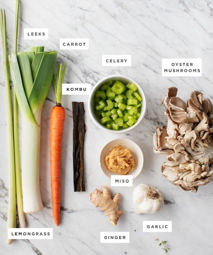 cebolla verde, zanahorias, kombu, jenibre, hongos, ajo, ideas de sopas vegetarianas, recetas paso a paso 