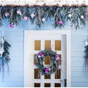 Fantásticas ideas de puertas decoradas de Navidad para llenarte del espíritu navideño
