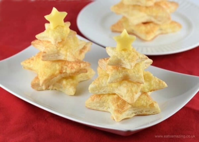 árbol de navidad de mini empanadas con trozos de queso amarillo, arbol de navidad buitoni paso a paso, fotos de aperitivos navideños
