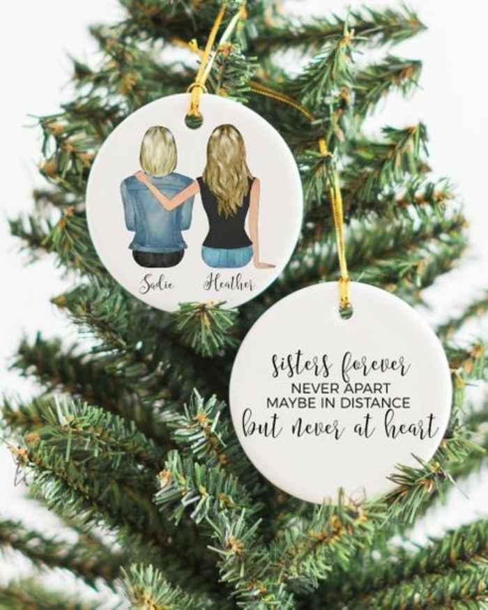 adornos navideños personalizados para regalar a tu hermana o mejor amiga, fotos de regalos hechos a mano para navidad