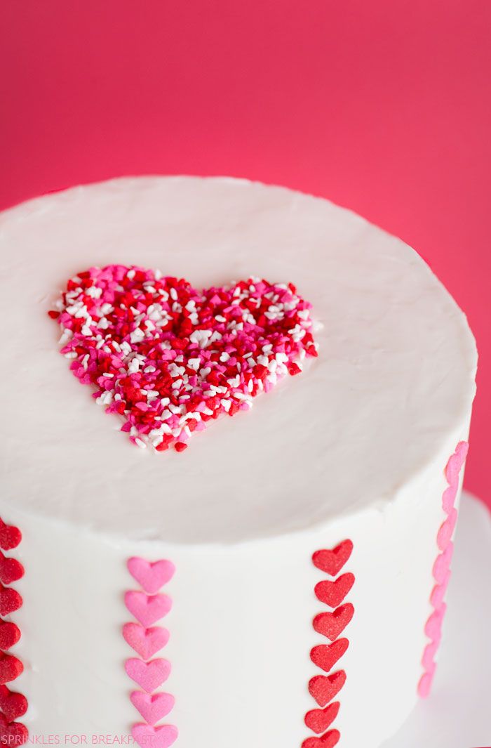 las mejores propuestas sobre como decorar una tarta de manera fácil y original, tartas decoradas para san valentin