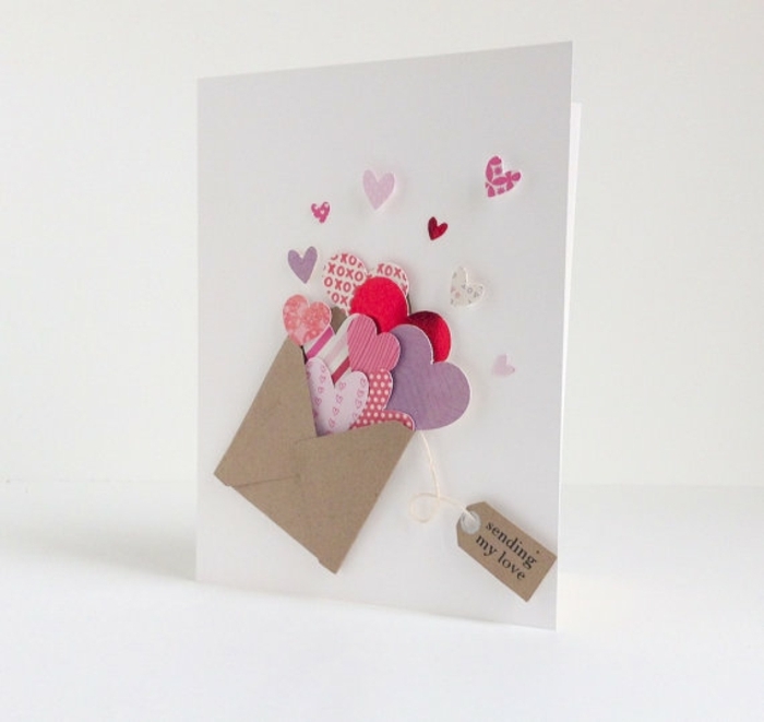 tarjetas blancas con detalles 3D en forma de corazón, ideas para regalar en el Día de San Valentín, fotos de detalles para regalar a tu pareja
