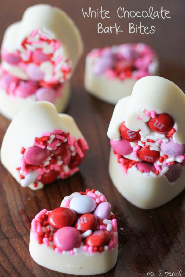 pasteles y caramelos para sorprender a tu pareja en san valentin, regalo san valentin novio, caramelos de chocolate blanco 