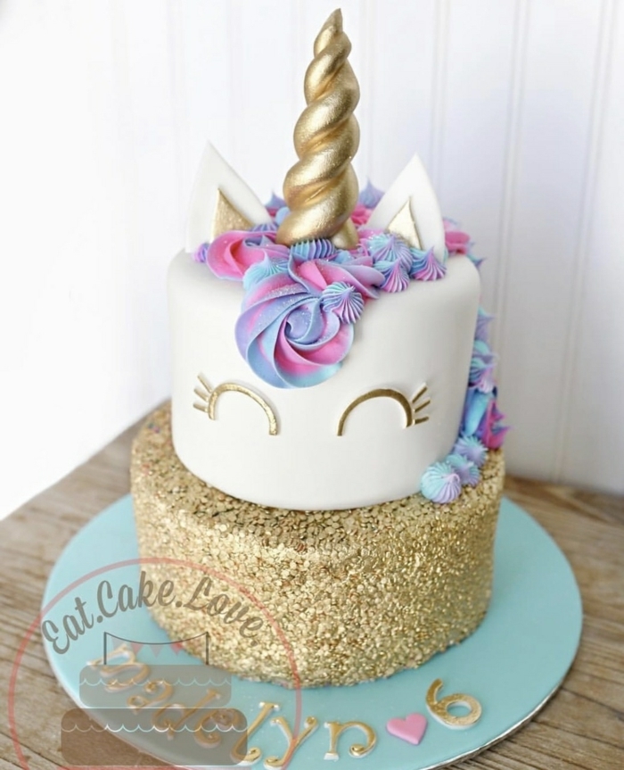 ideas pastel decorado para cumpleaños infantil, fotos de tartas especiales y fáciles de hacer, pastel de dos plantas 